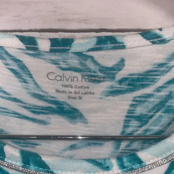 Calvin Klein Sleeveless Shirt - Picture 5 of 6